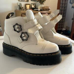 Dr Marten Devon Platform Boots